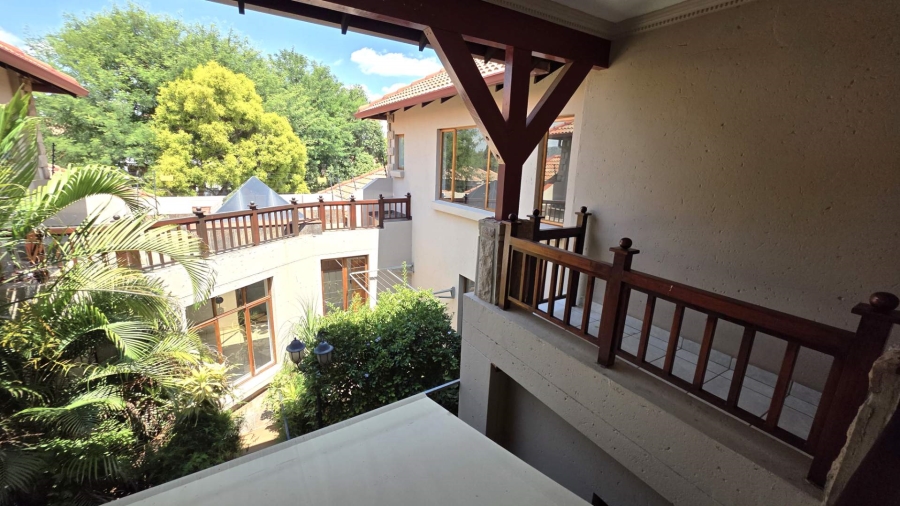 4 Bedroom Property for Sale in Ifafi North West